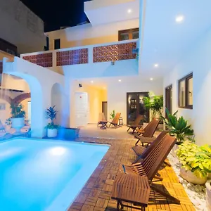 Casa Victoria Malecon - Adults Only Guest house Puerto Vallarta