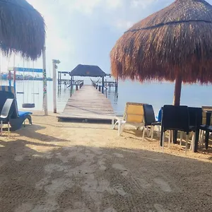 Hotel Machos, Mahahual